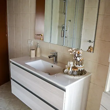 Casa Vacanze Raggio Di Sole Apartamento *